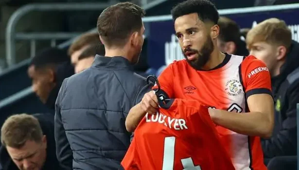 Andros Townsend extends contract with Luton Town